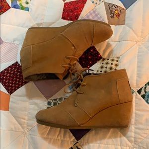 Toms Wedge Boots